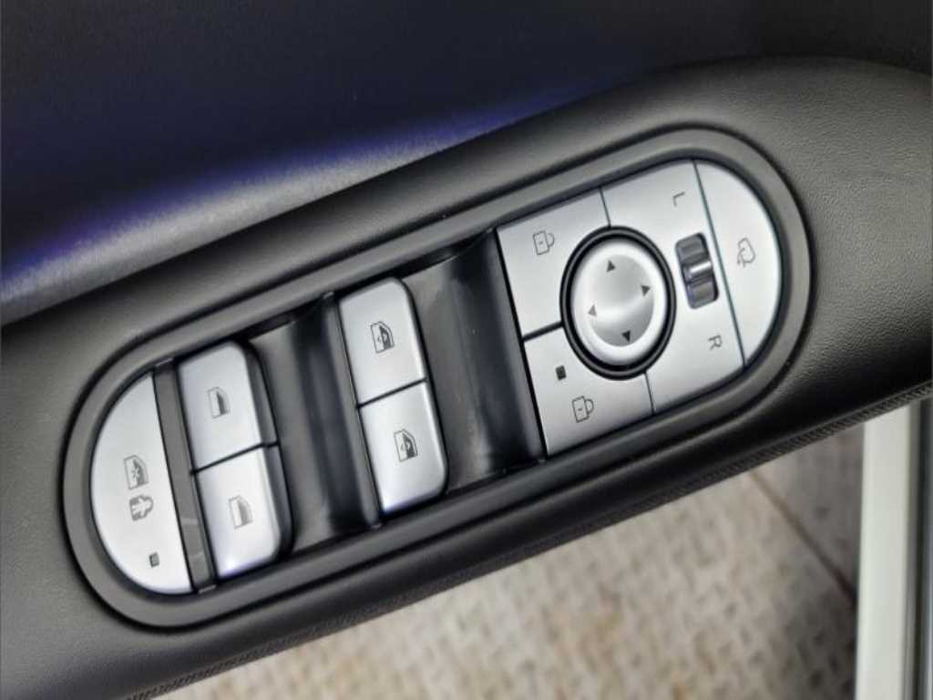 HYUNDAI Ioniq 5 - Vista 7