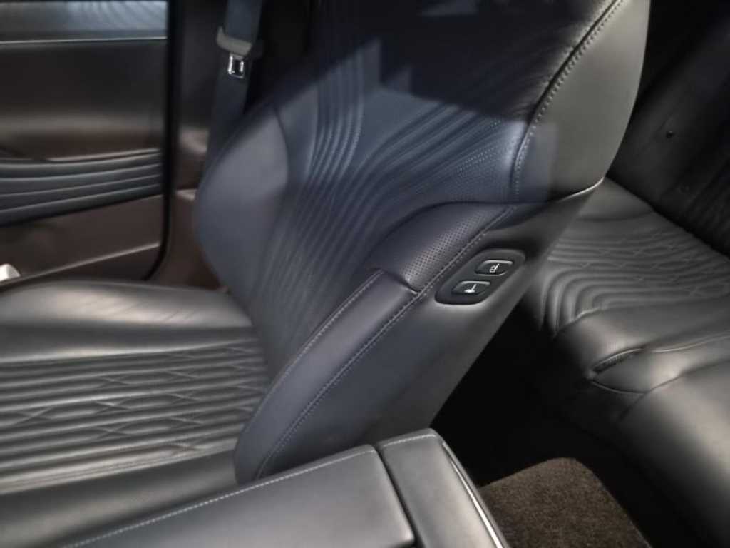 Genesis G80 - Vista 12