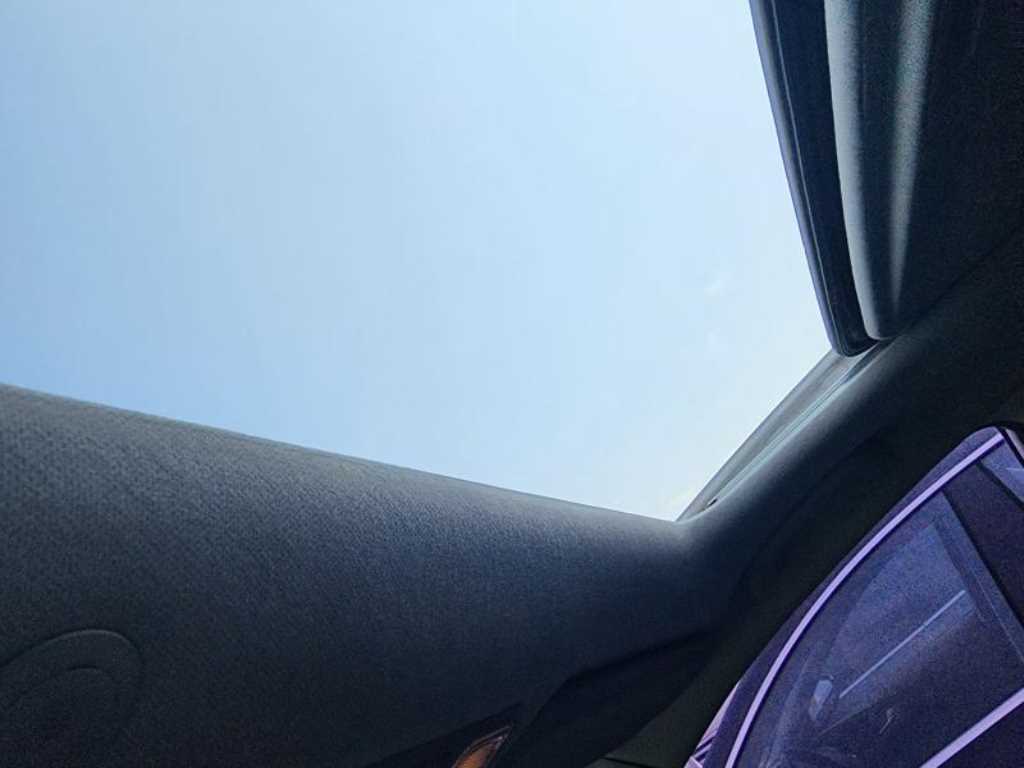 HYUNDAI Avante - Vista 6