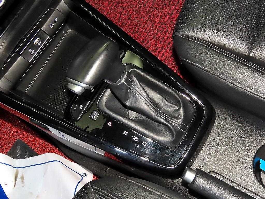 KIA Stonic - Vista 12