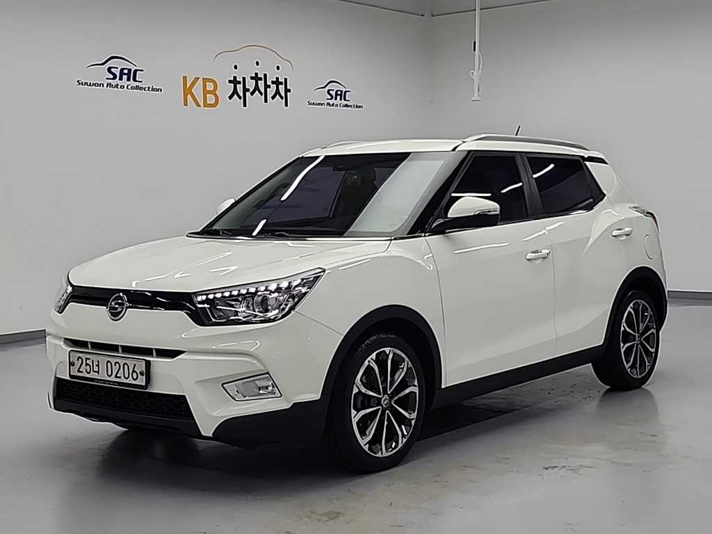 Ssangyong Tivoli 2017 Blanco - Importación desde Corea - HF Imports Iquique - Foto 1