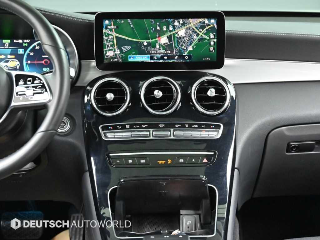 Mercedes Benz GLC Class 2021 Blanco - Importación desde Corea - HF Imports Iquique - Foto 14