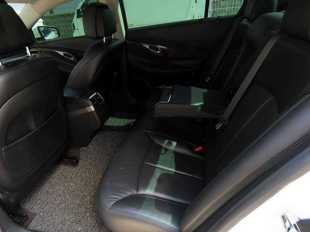 DAEWOO Alpheon - Vista 6