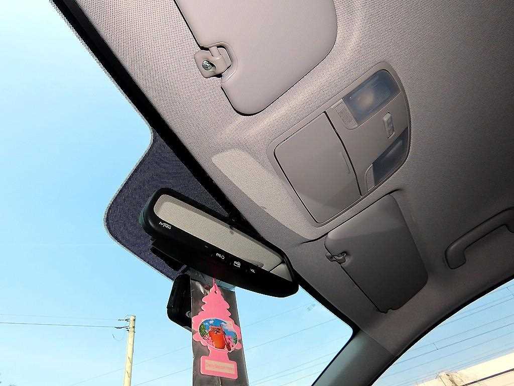 HYUNDAI Avante 2018 Blanco - Importación desde Corea - HF Imports Iquique - Foto 16