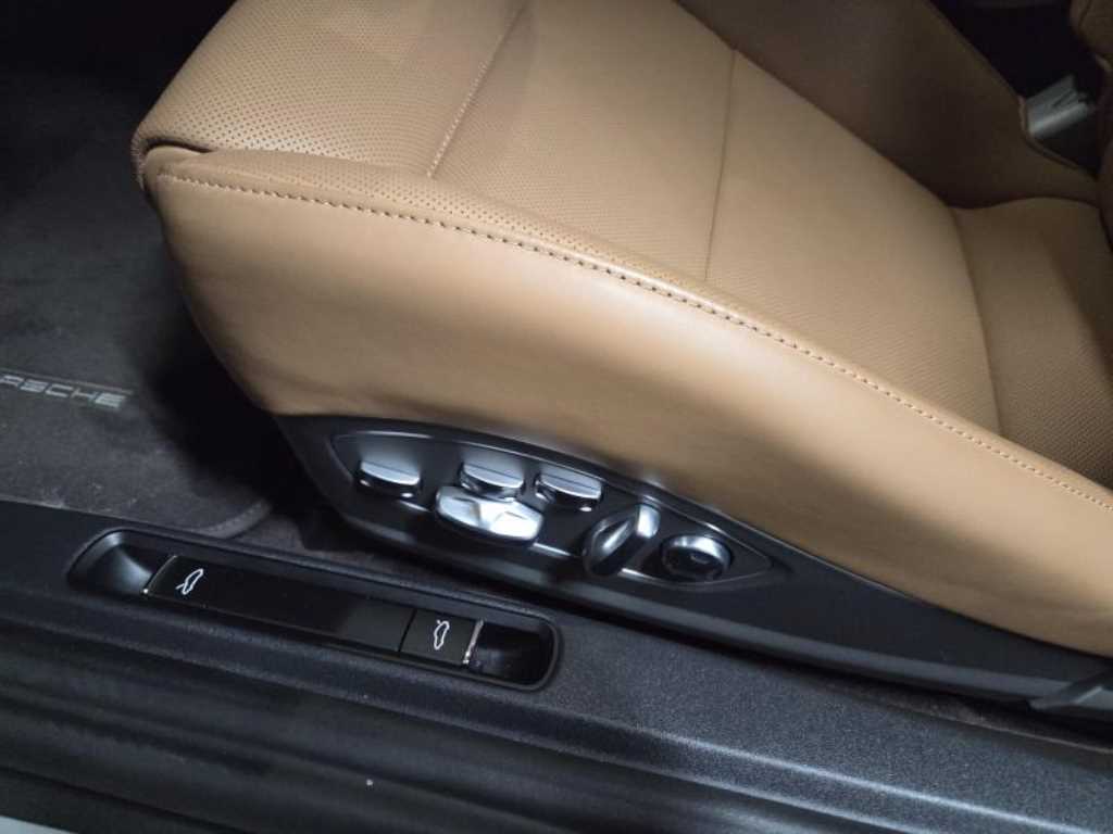 Porsche 718 - Vista 9