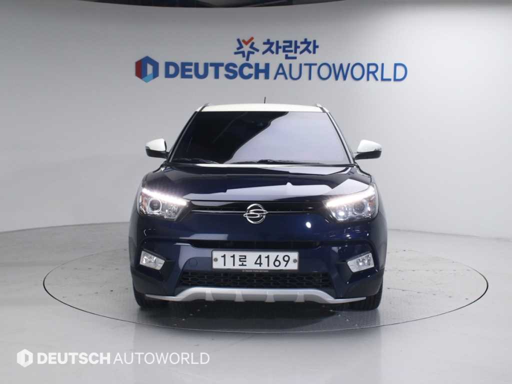 Ssangyong Tivoli - Vista 3