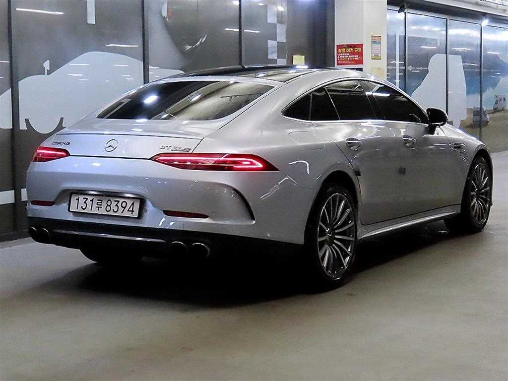 Mercedes Benz AMG GT - Vista 4