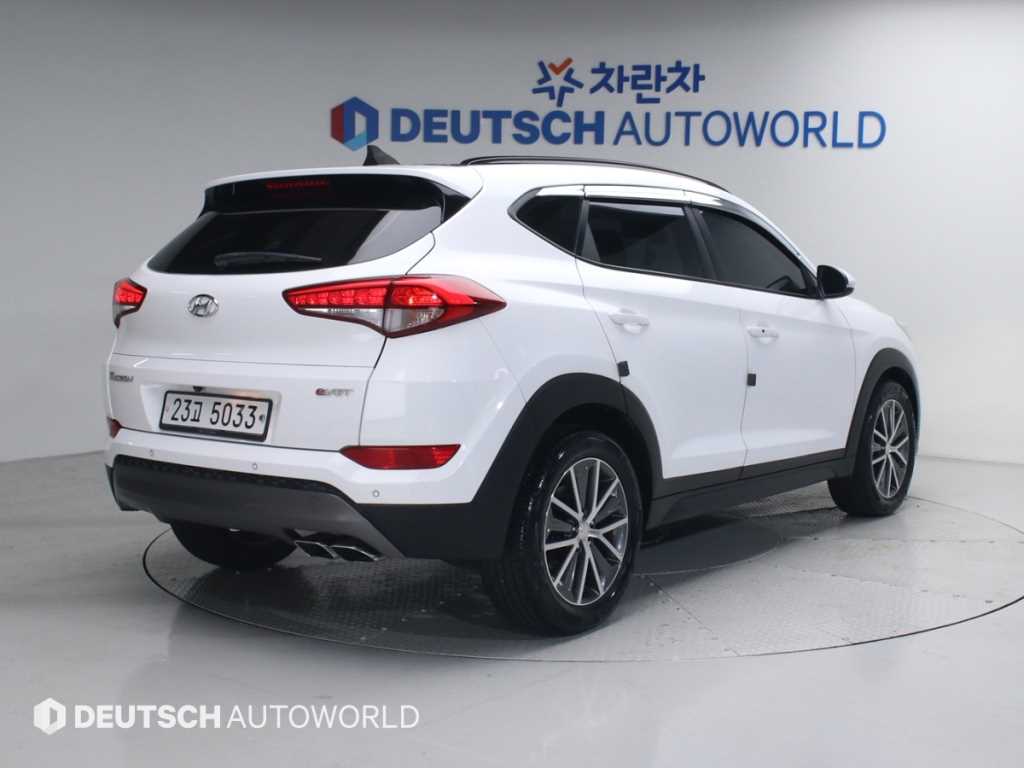 HYUNDAI Tucson - Vista 2