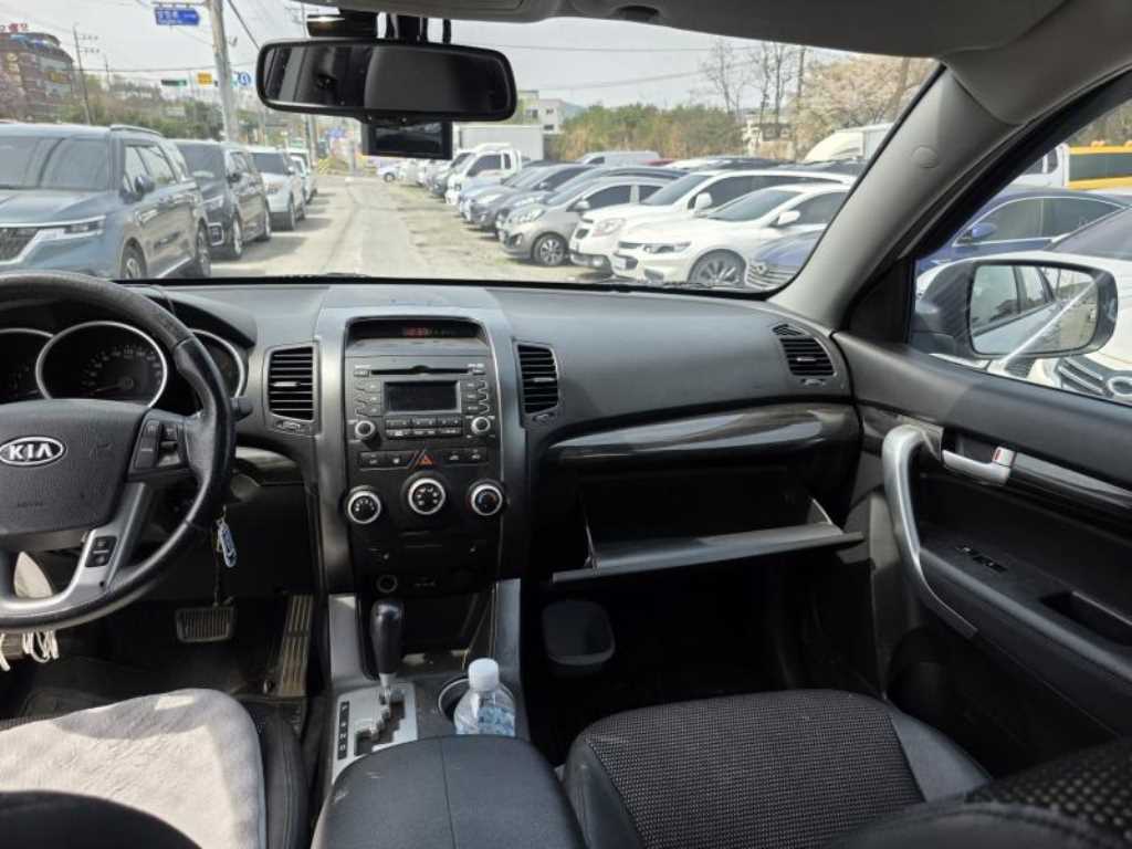 KIA Sorento - Vista 10