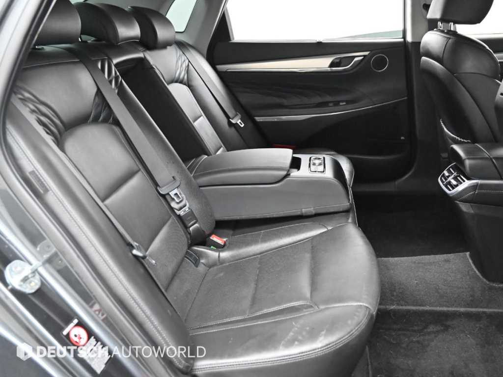 HYUNDAI Grandeur - Vista 12