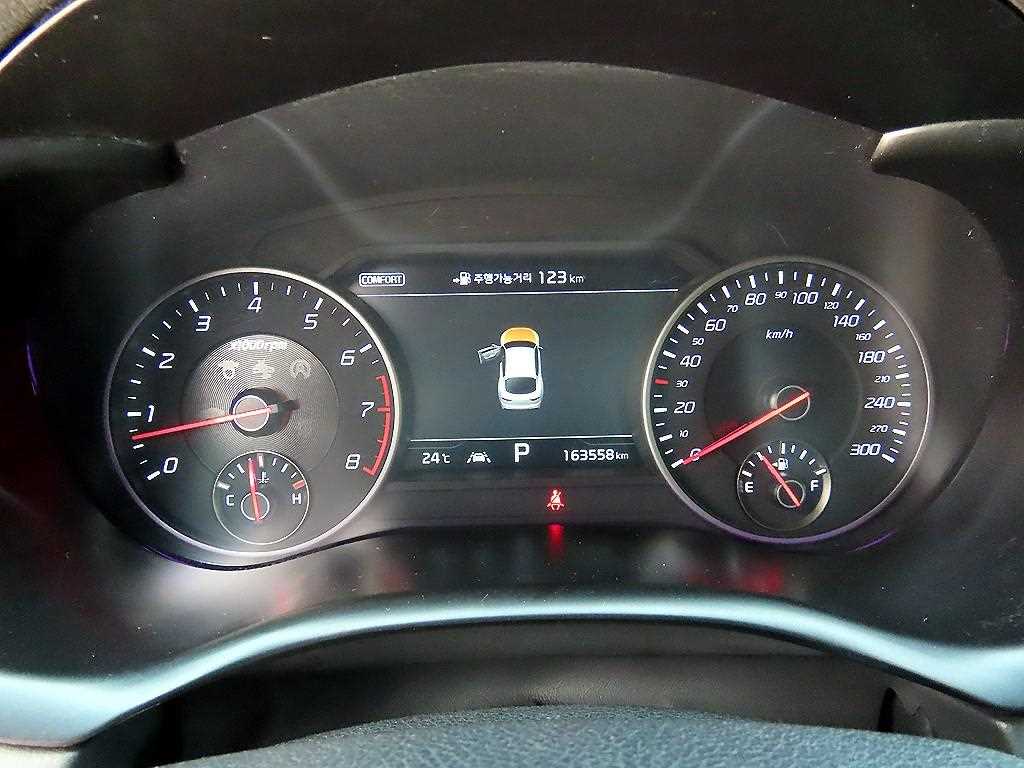 KIA Stinger - Vista 9