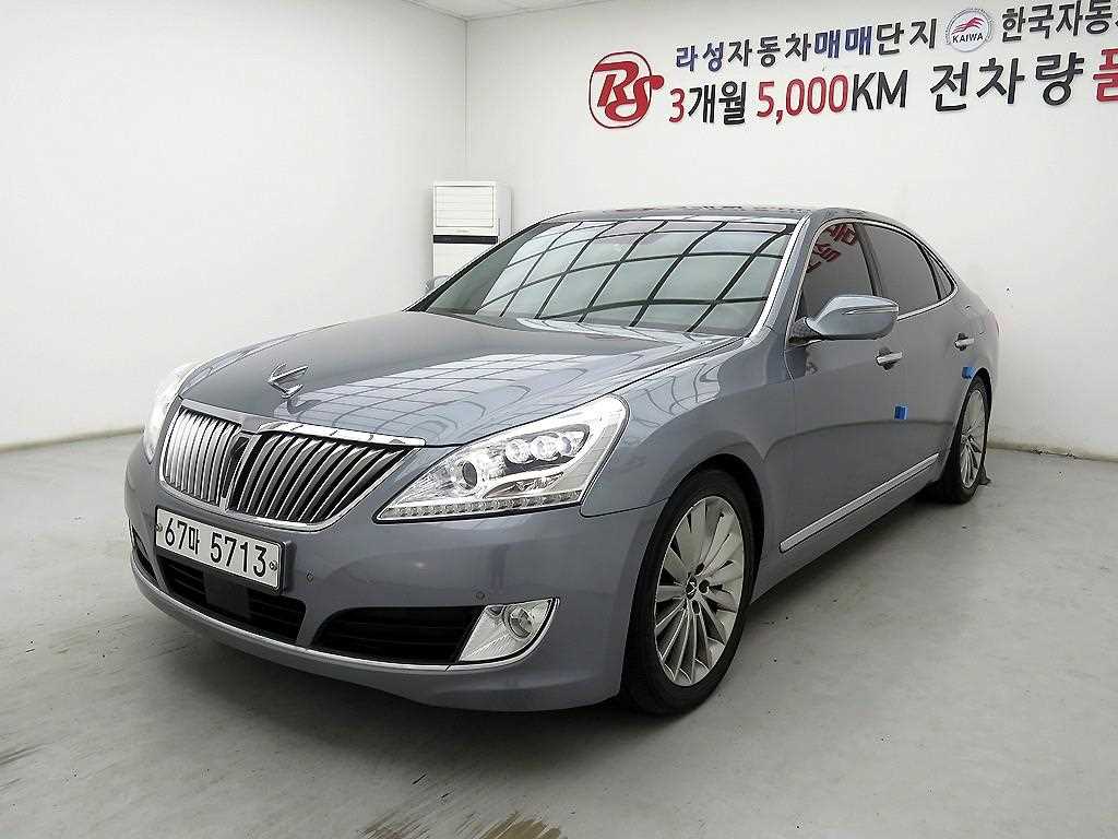 HYUNDAI Equus - Vista 2