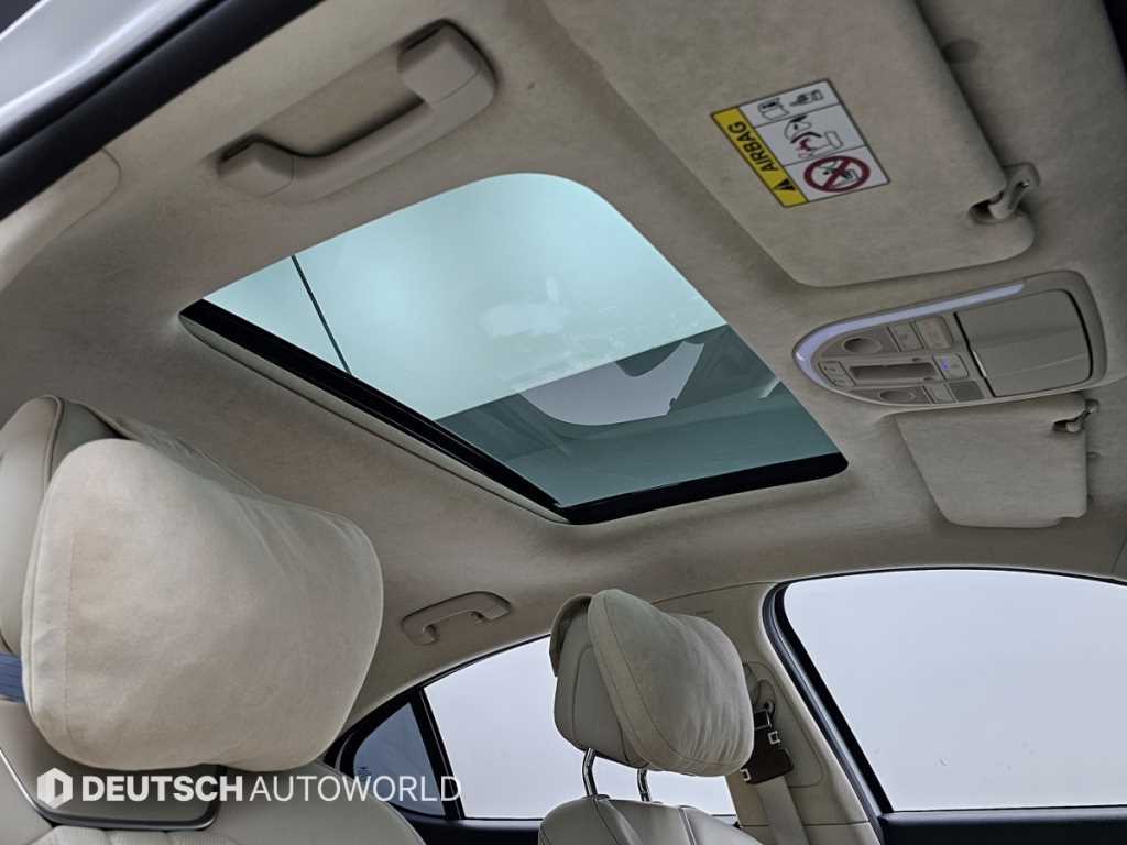 Genesis G70 2022 Blanco - Importación desde Corea - HF Imports Iquique - Foto 18