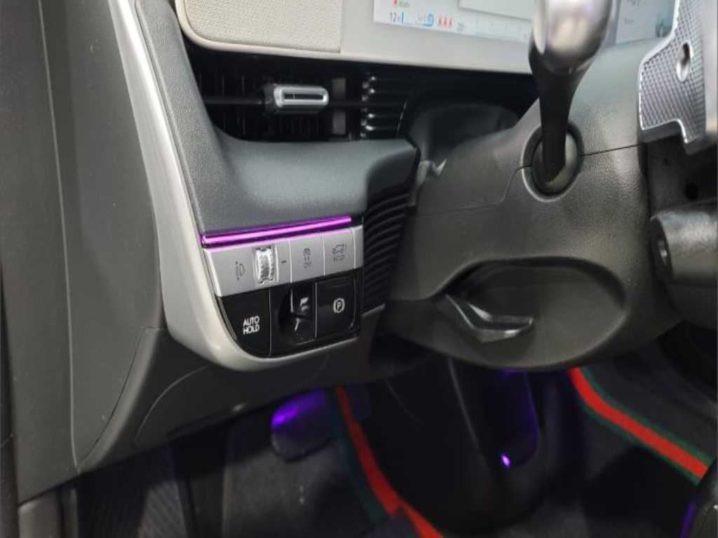 HYUNDAI Ioniq 5 - Vista 8