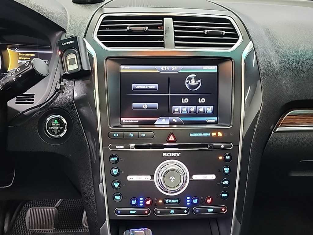 Ford Explorer - Vista 10