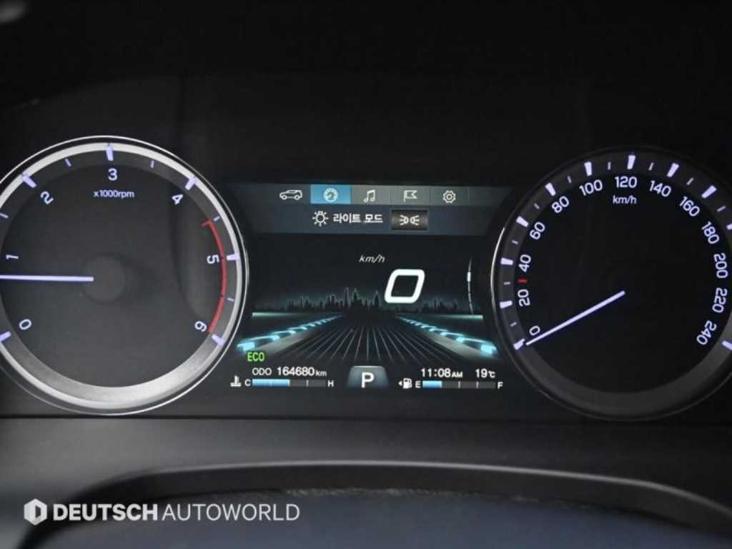 Ssangyong Rexton - Vista 8