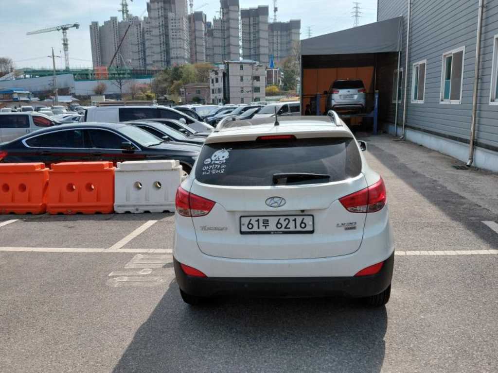 HYUNDAI Tucson - Vista 4