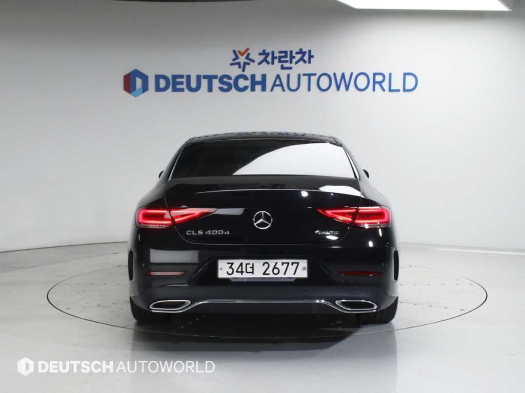 Mercedes Benz CLS Class - Vista 4