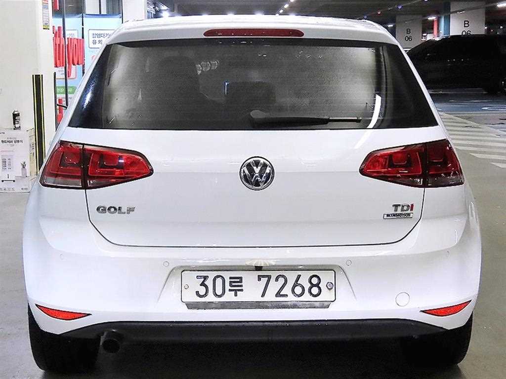 Volkswagen Golf - Vista 5