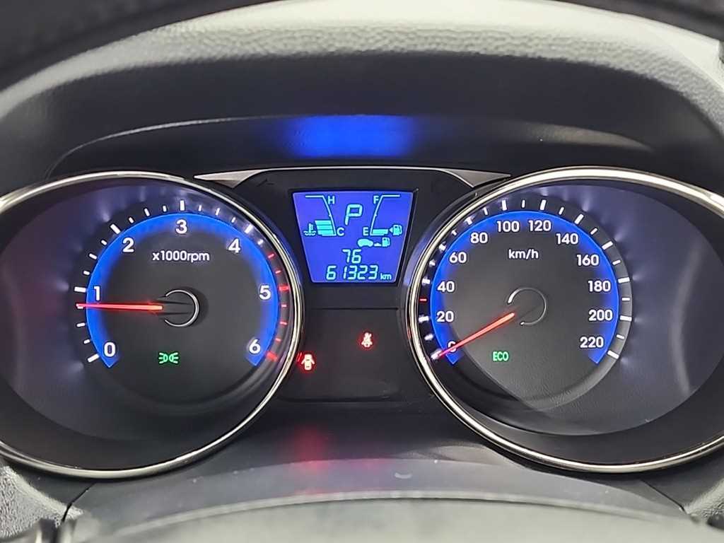 HYUNDAI Tucson - Vista 7