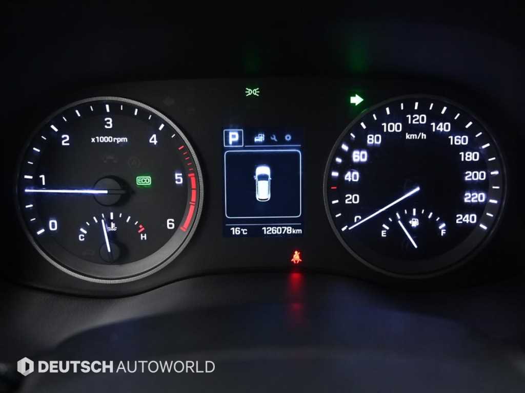 HYUNDAI Tucson - Vista 8