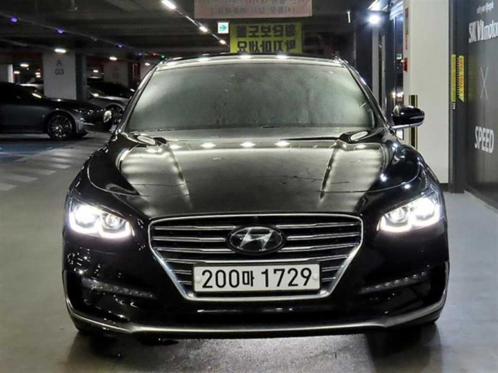 HYUNDAI Grandeur - Vista 2