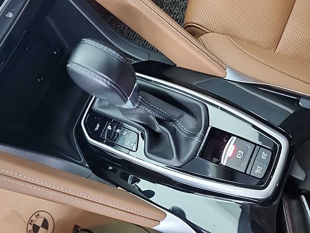 SAMSUNG QM6 - Vista 8