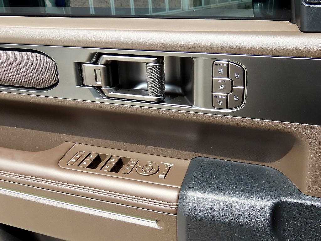 KIA Tasman - Vista 11