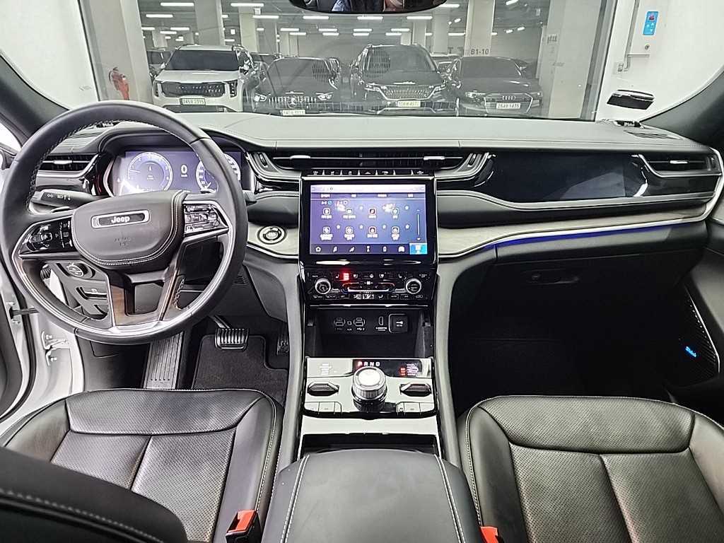 Jeep Cherokee - Vista 7