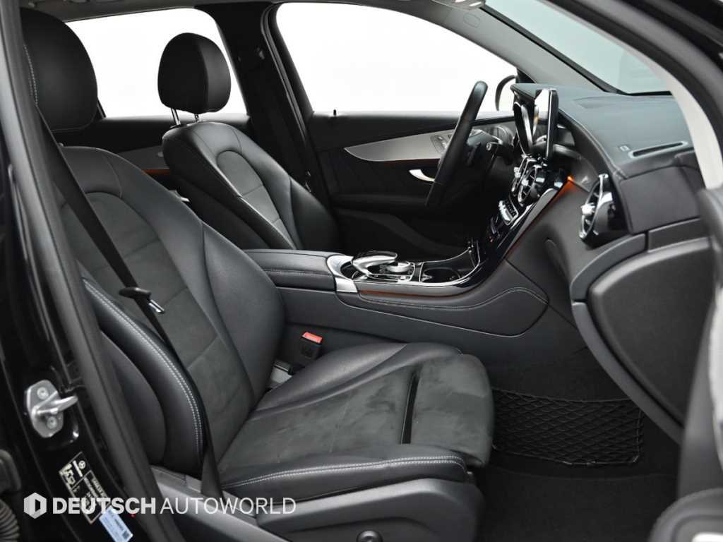 Mercedes Benz GLC Class - Vista 10