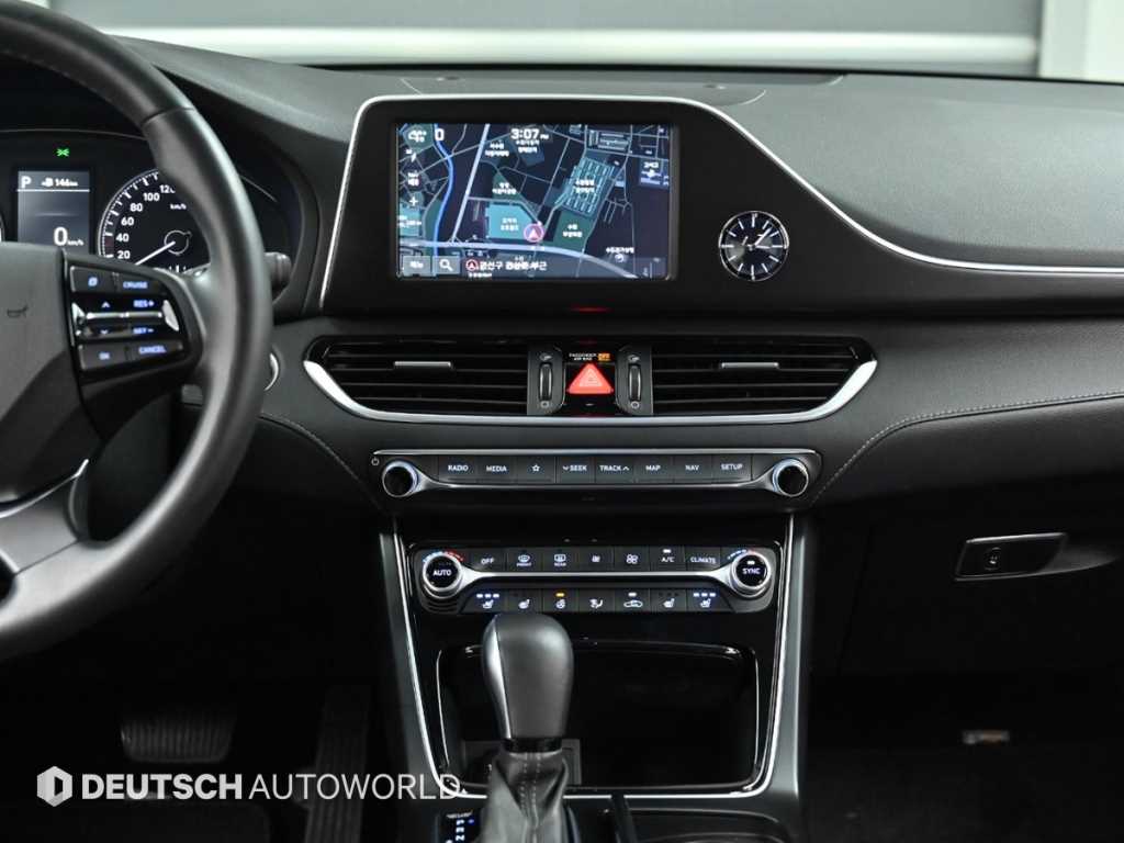 HYUNDAI Grandeur 2018 Negro - Importación desde Corea - HF Imports Iquique - Foto 14