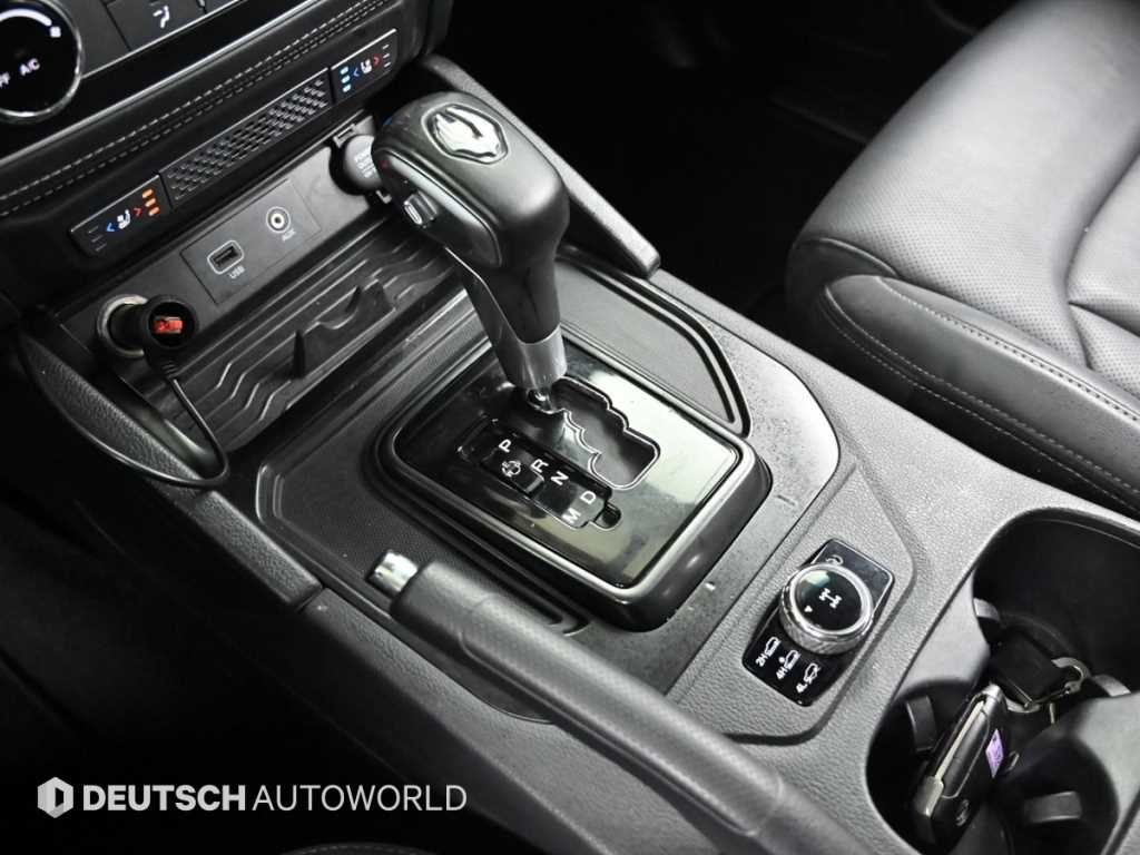 Ssangyong Rexton - Vista 9