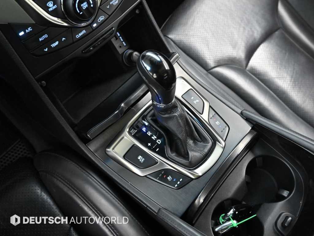 HYUNDAI Grandeur - Vista 9