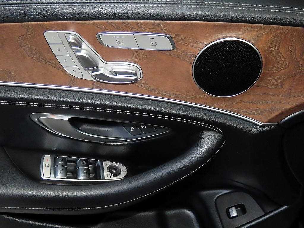 Mercedes Benz E class 2017 Negro - Importación desde Corea - HF Imports Iquique - Foto 14