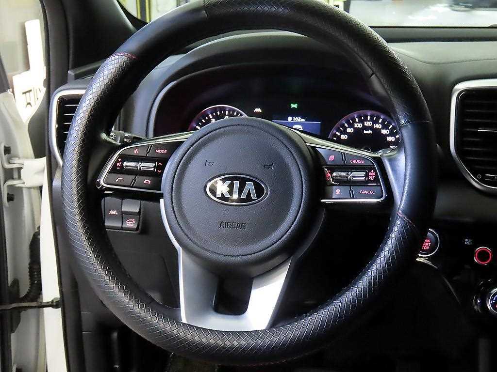 KIA Sportage - Vista 8