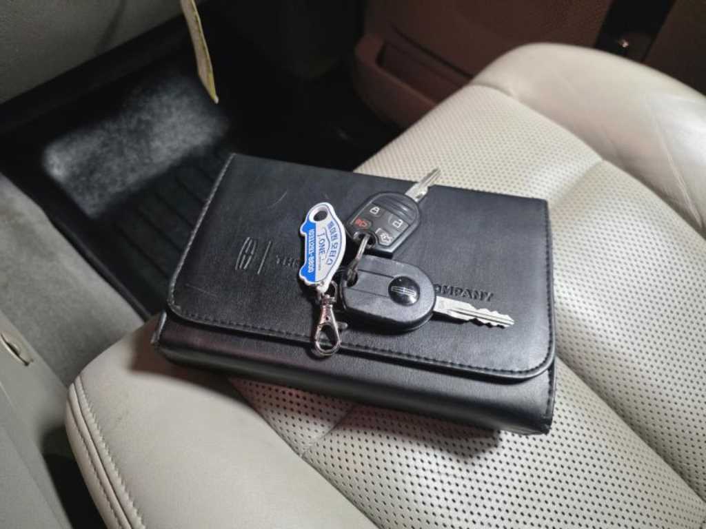 Lincoln Navigator 2020 Blanco - Importación desde Corea - HF Imports Iquique - Foto 16