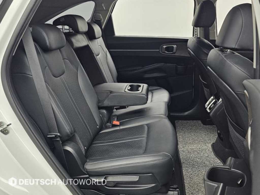 KIA Sorento - Vista 12