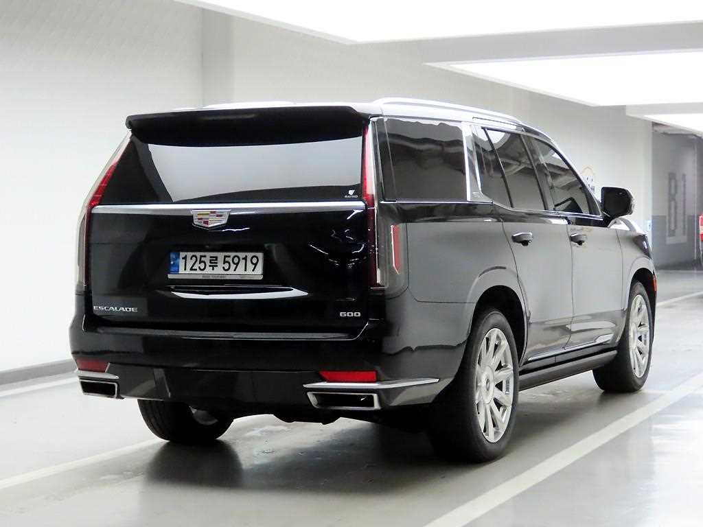 Cadillac Escalade - Vista 4