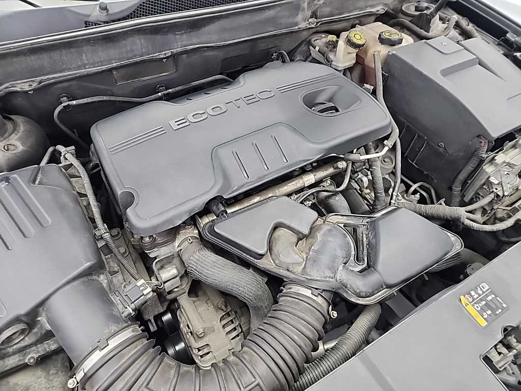 Chevrolet Malibu - Vista 5