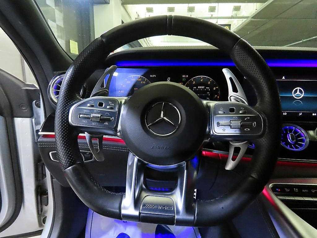 Mercedes Benz AMG GT - Vista 8