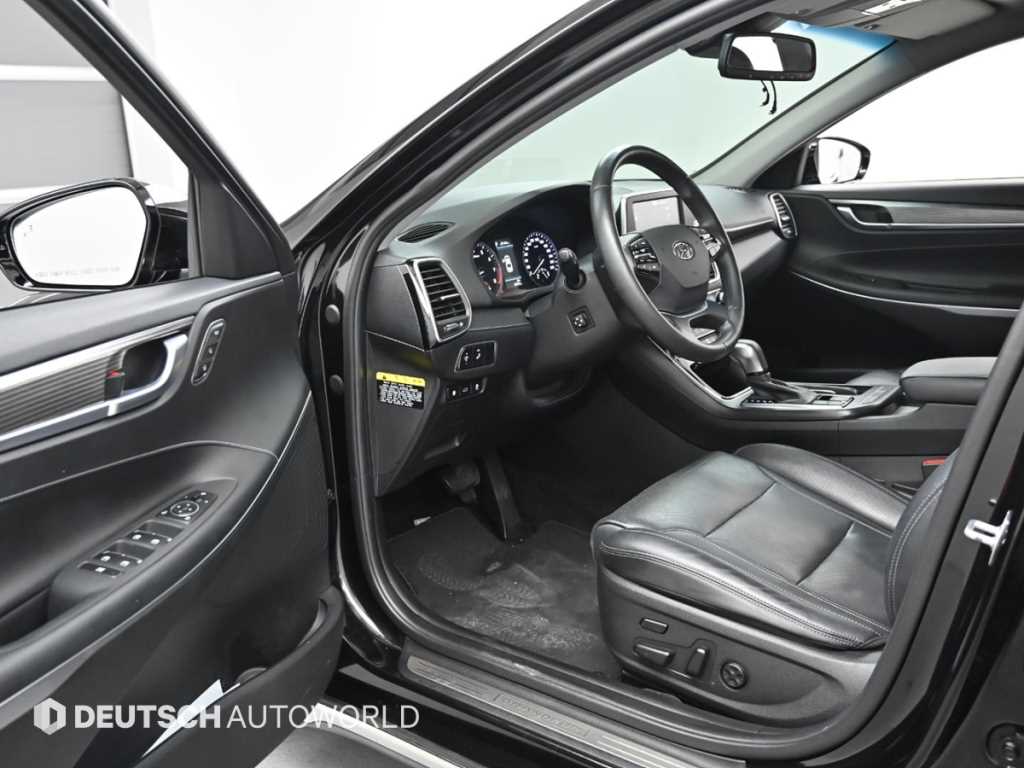 HYUNDAI Grandeur - Vista 11