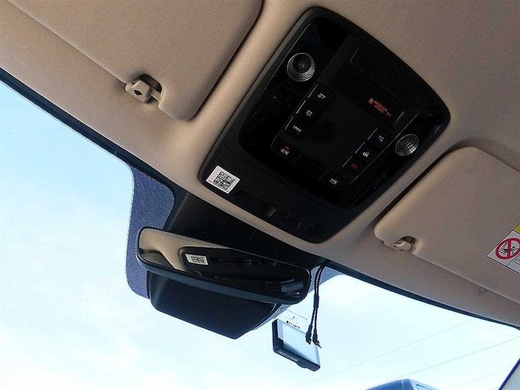 KIA Carnival 2021 Negro - Importación desde Corea - HF Imports Iquique - Foto 13