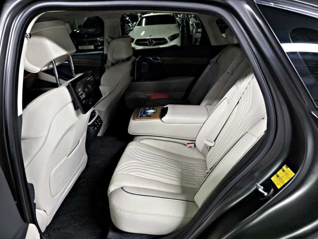 Genesis G80 - Vista 8