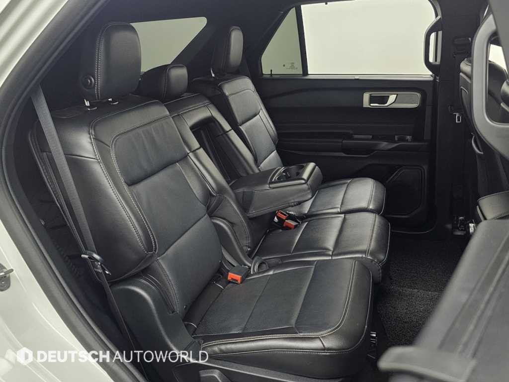 Ford Explorer - Vista 12