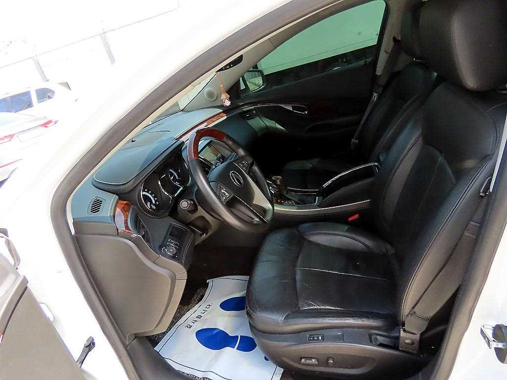DAEWOO Alpheon - Vista 5