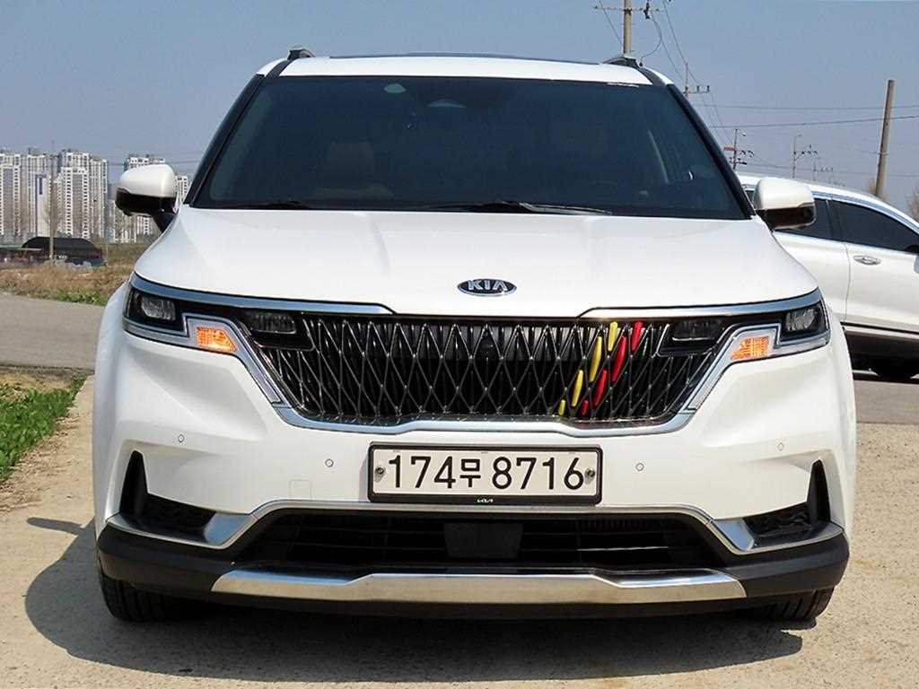 KIA Carnival 2021 - Importación desde Corea - HF Imports Iquique - Foto 1