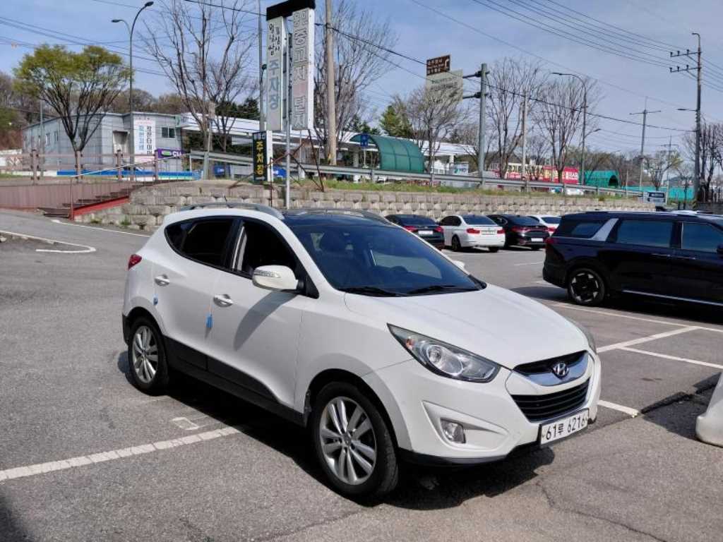 HYUNDAI Tucson 2013 Blanco - Importación desde Corea - HF Imports Iquique - Foto 1