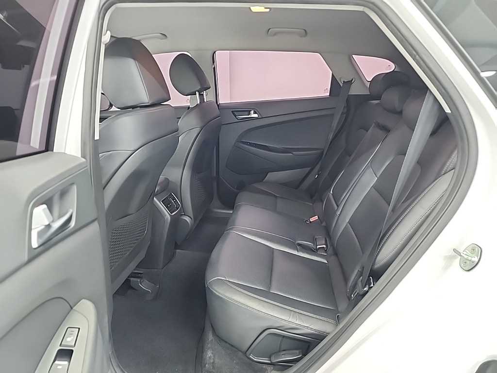 HYUNDAI Tucson - Vista 12