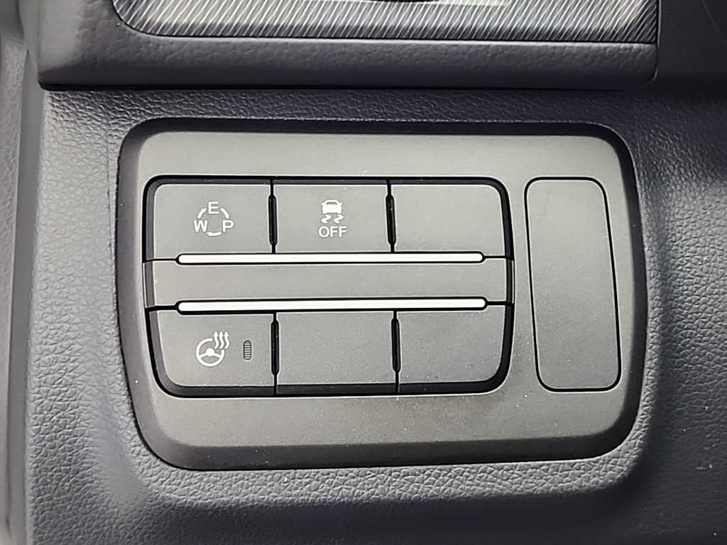 Ssangyong Tivoli 2017 Blanco - Importación desde Corea - HF Imports Iquique - Foto 17