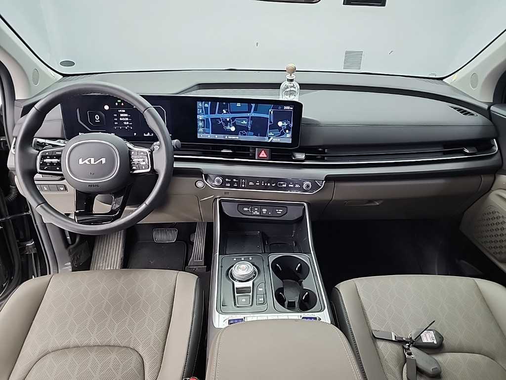 KIA Carnival - Vista 7